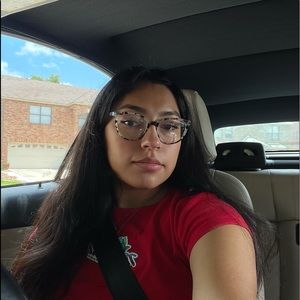 Meet your Posher, Alysson